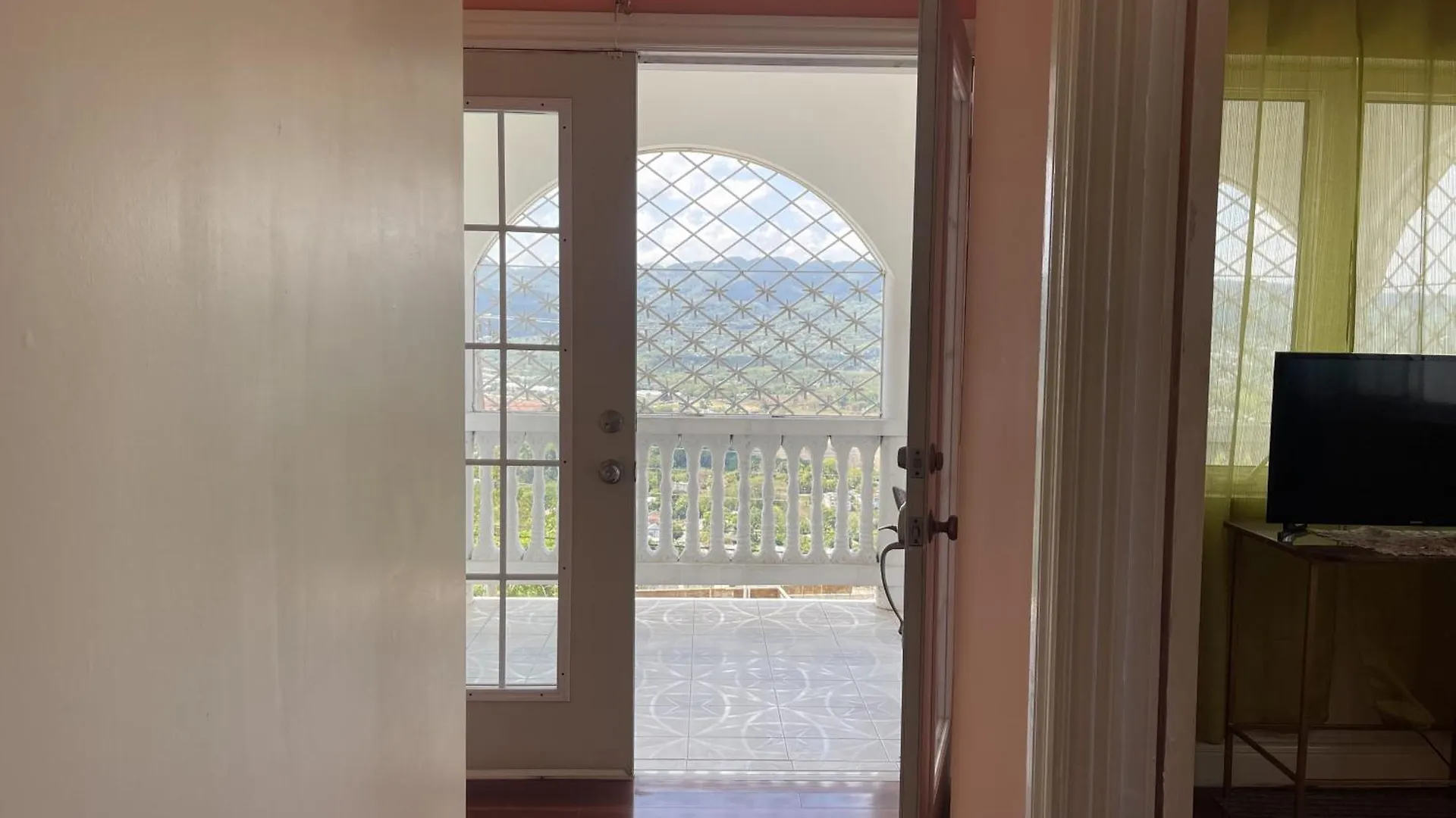 Daire Skyline Suites, Queen, Ocean Views Condo Montego Bay Jamaika